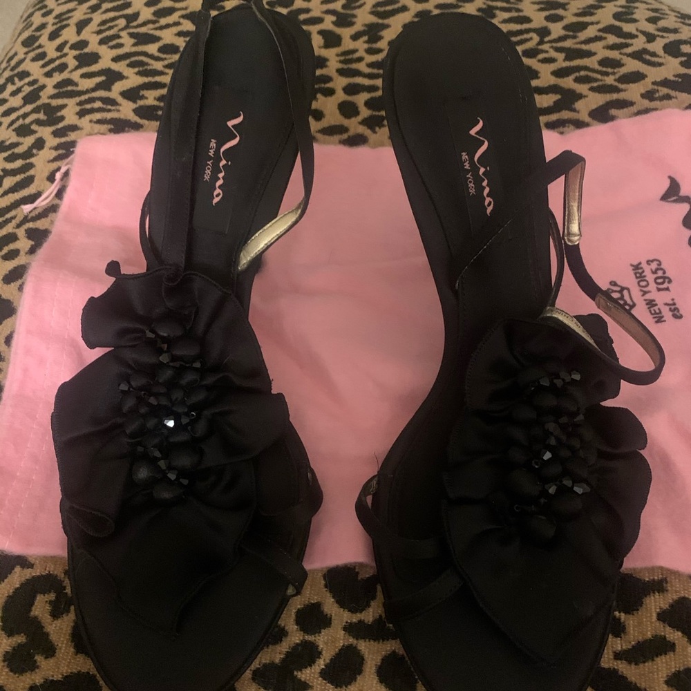 Worn once still have box beautiful Nina heel.